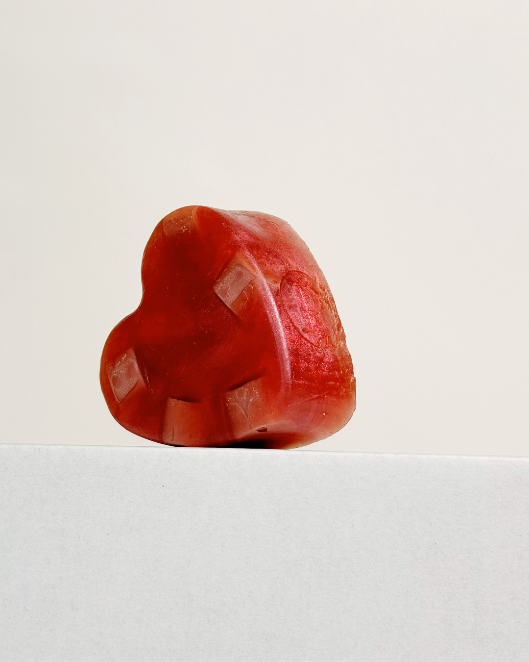 LOVE ME HARD BODY BAR - STRAWBERRY POUND CAKE